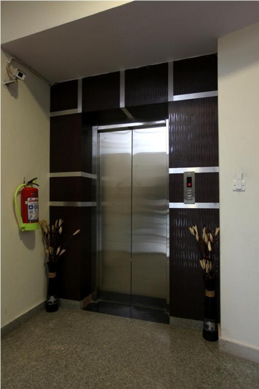 Hotel Airport City Near Delhi International Airport 新德里 外观 照片