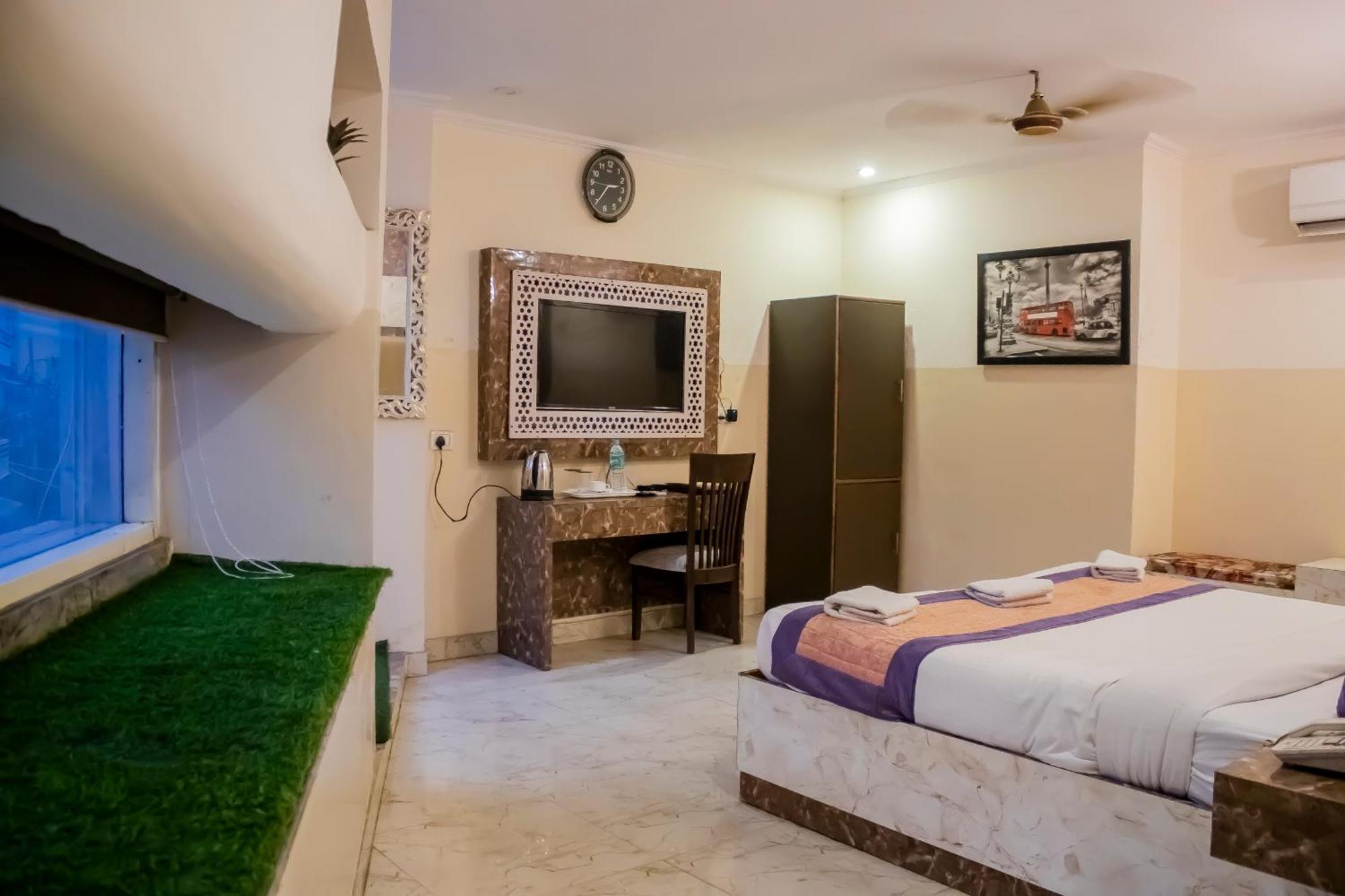 Hotel Airport City Near Delhi International Airport 新德里 外观 照片