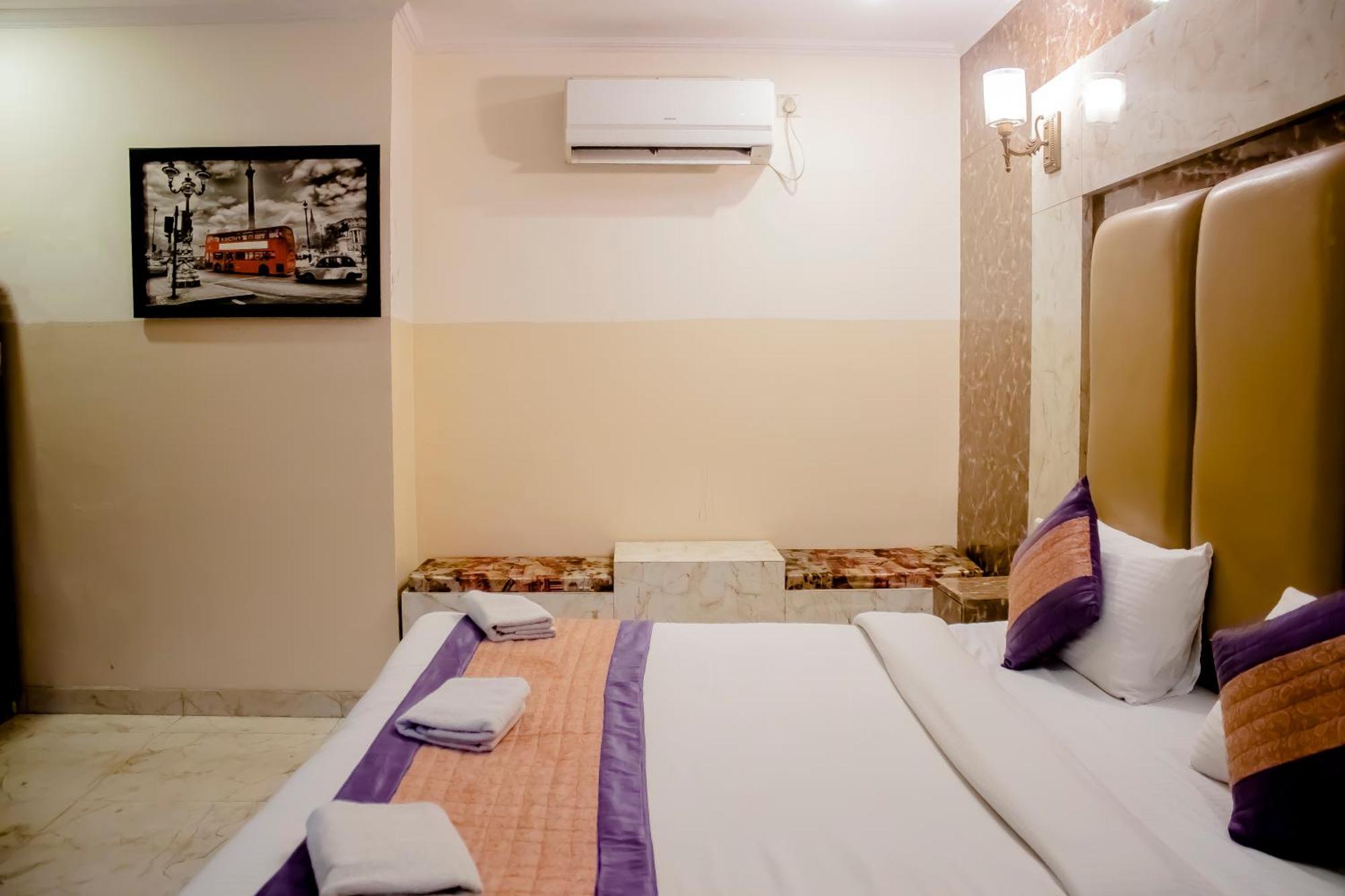 Hotel Airport City Near Delhi International Airport 新德里 外观 照片