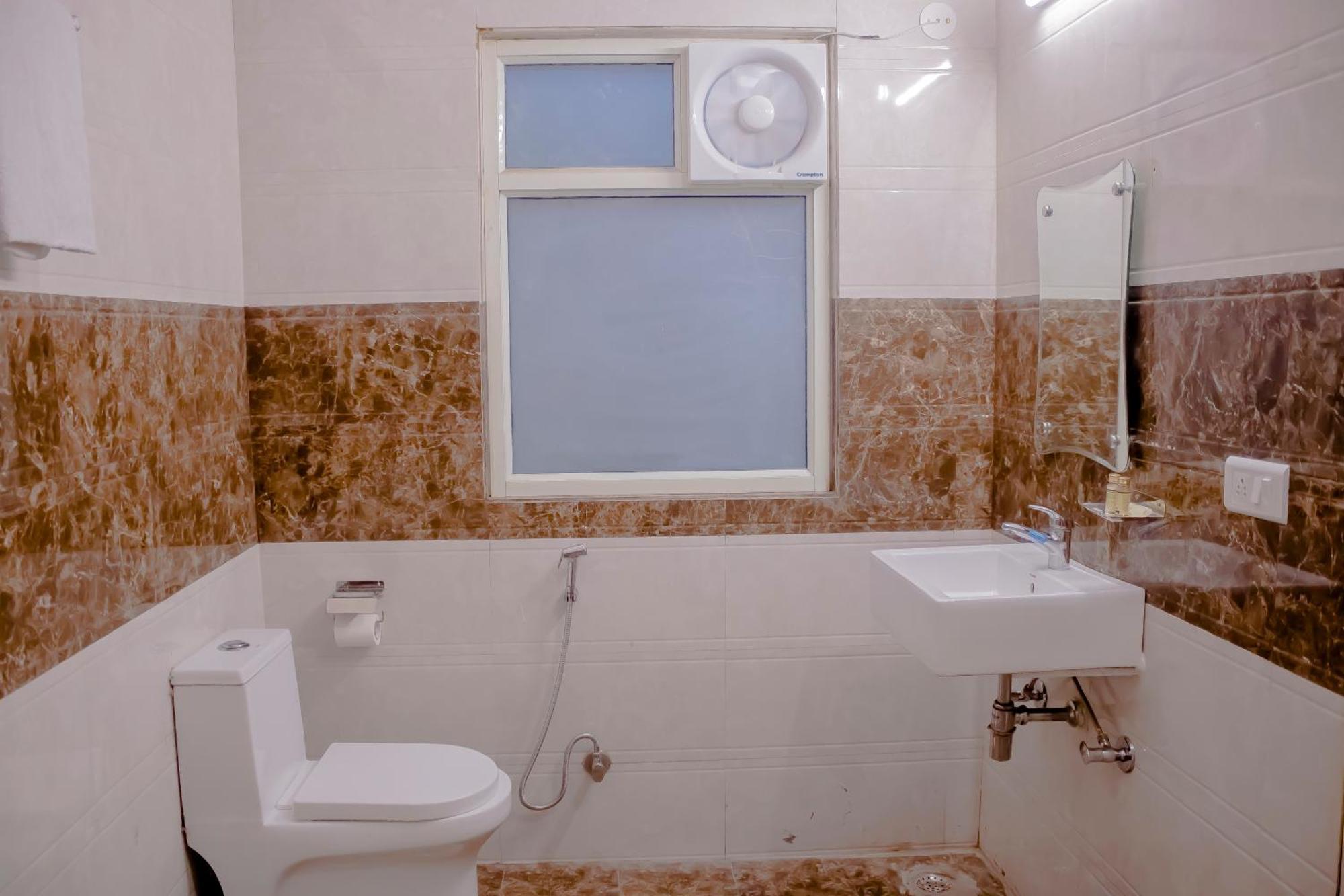 Hotel Airport City Near Delhi International Airport 新德里 外观 照片