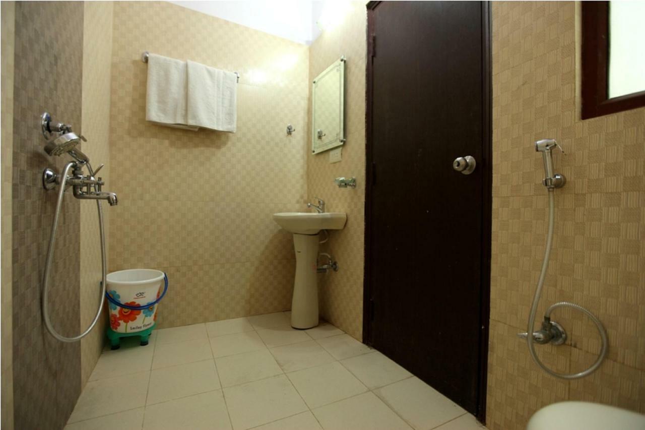 Hotel Airport City Near Delhi International Airport 新德里 外观 照片