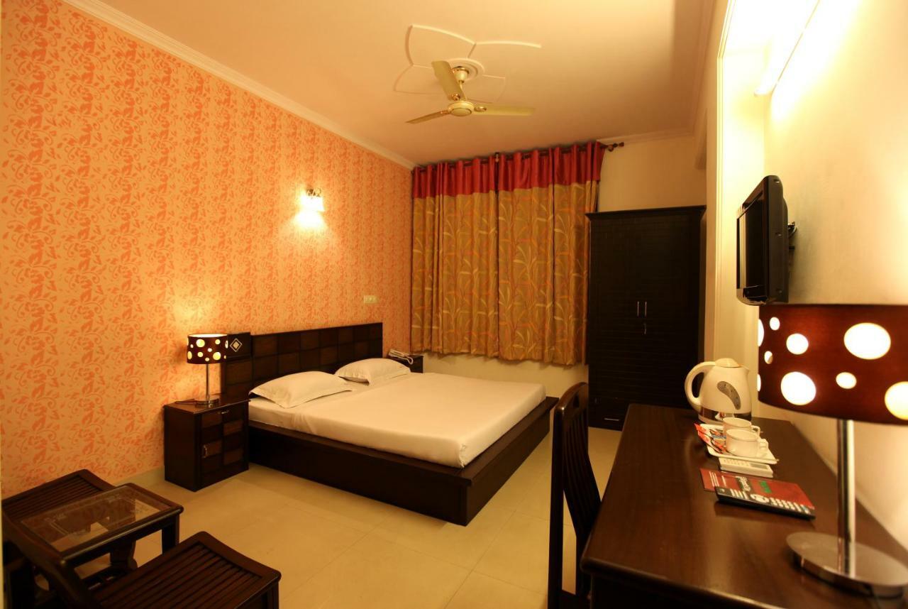 Hotel Airport City Near Delhi International Airport 新德里 外观 照片