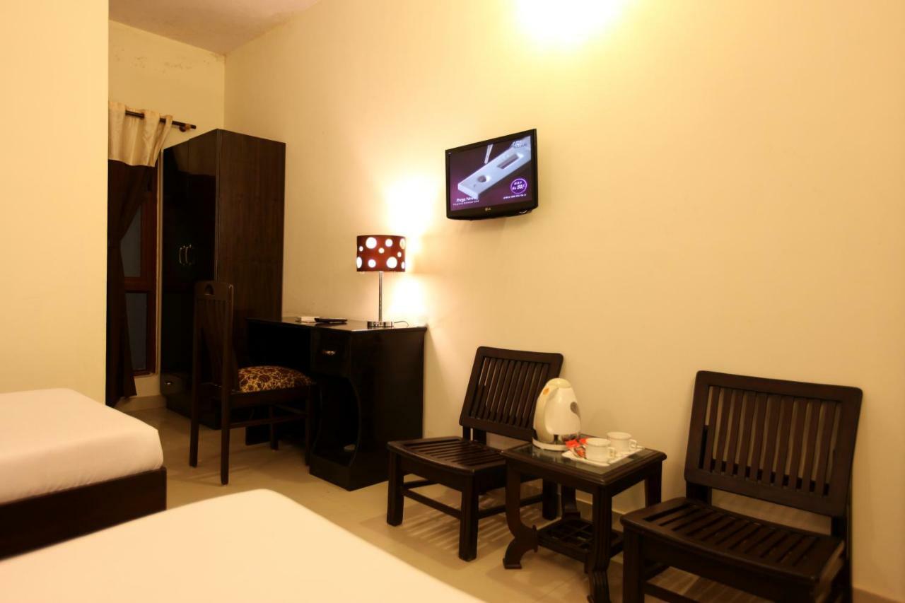 Hotel Airport City Near Delhi International Airport 新德里 外观 照片