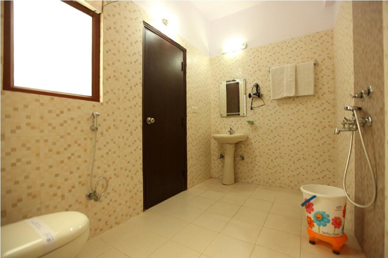 Hotel Airport City Near Delhi International Airport 新德里 外观 照片