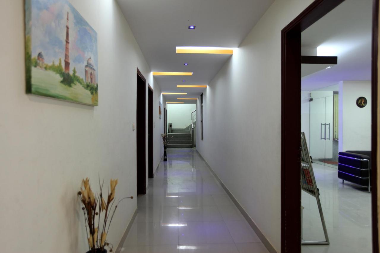 Hotel Airport City Near Delhi International Airport 新德里 外观 照片